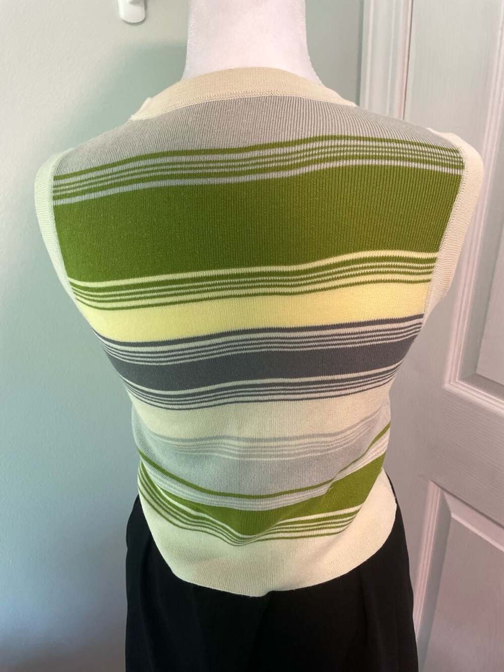 Unbranded Green Sleeveless Striped Knit Tank Top S/M - Picture 3 of 3